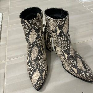 MADDEN GIRL booties worn once